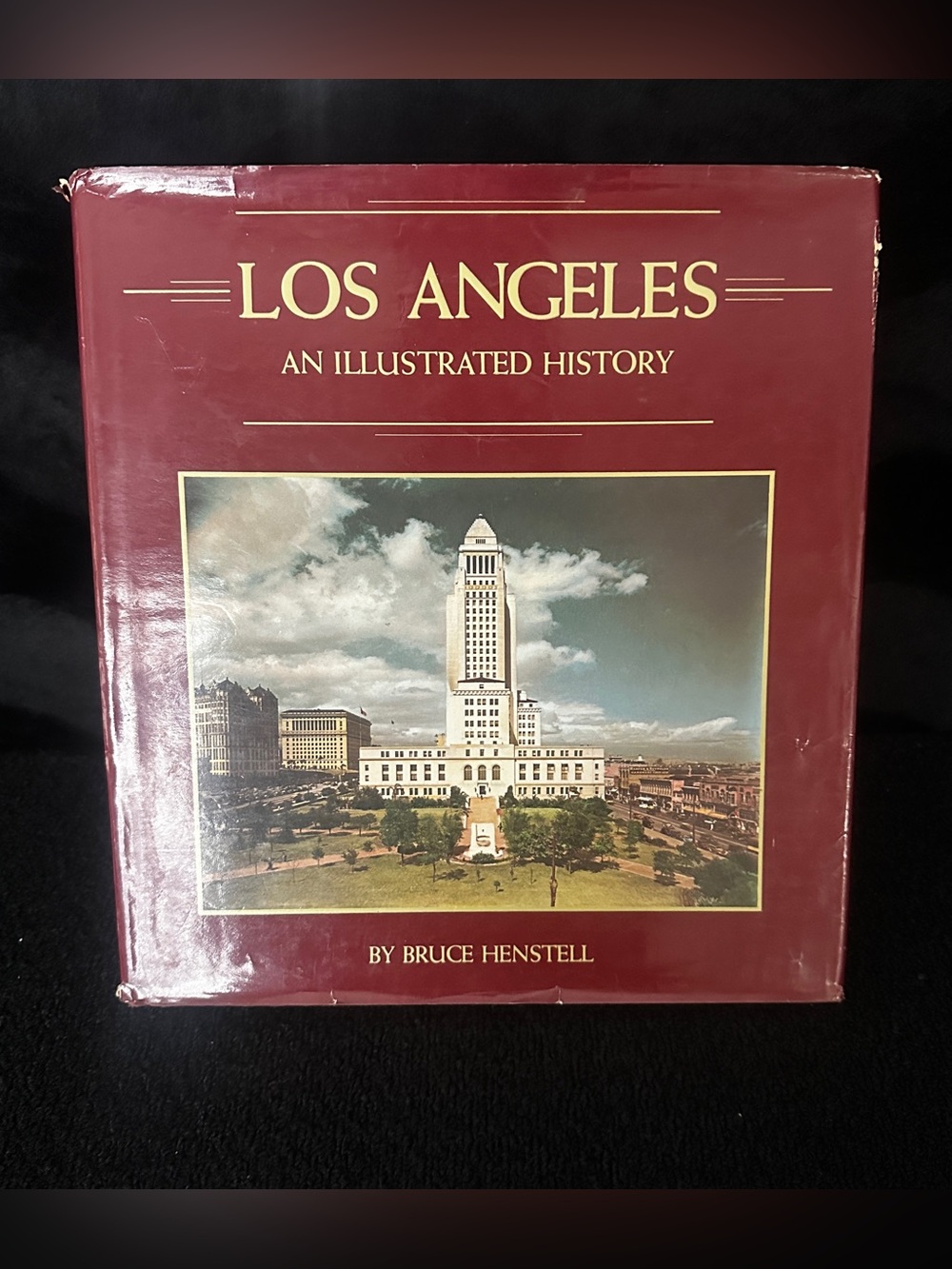 Los Angeles: Illustrated History